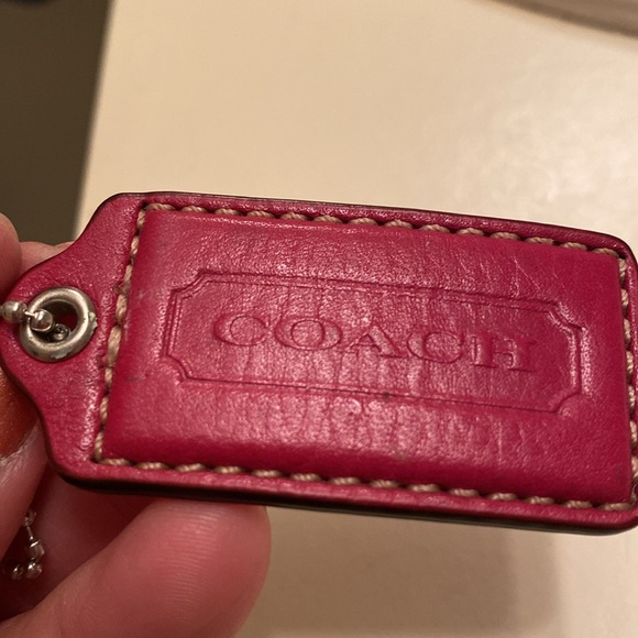 Coach pink tag - Picture 6 of 6